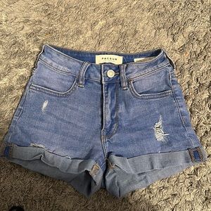 SIZE 22 PACSUN HIGH RISE JEAN SHORTS